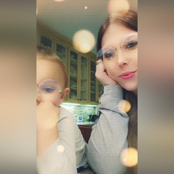 Meet your Posher, Ashlee - Picture 8 of 8